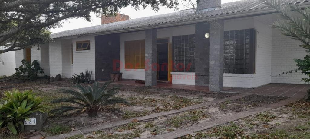 Casa 4 Dormitórios