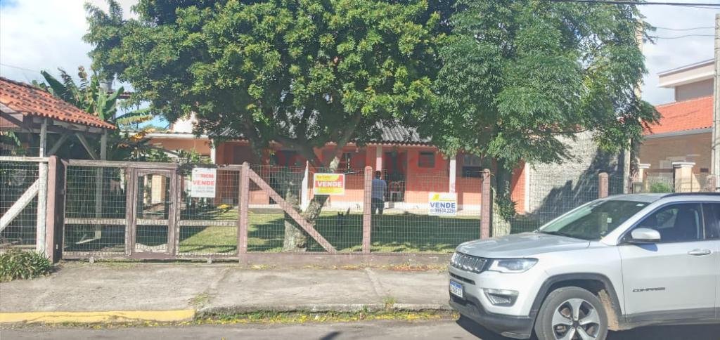 Casa 3 Dormitórios