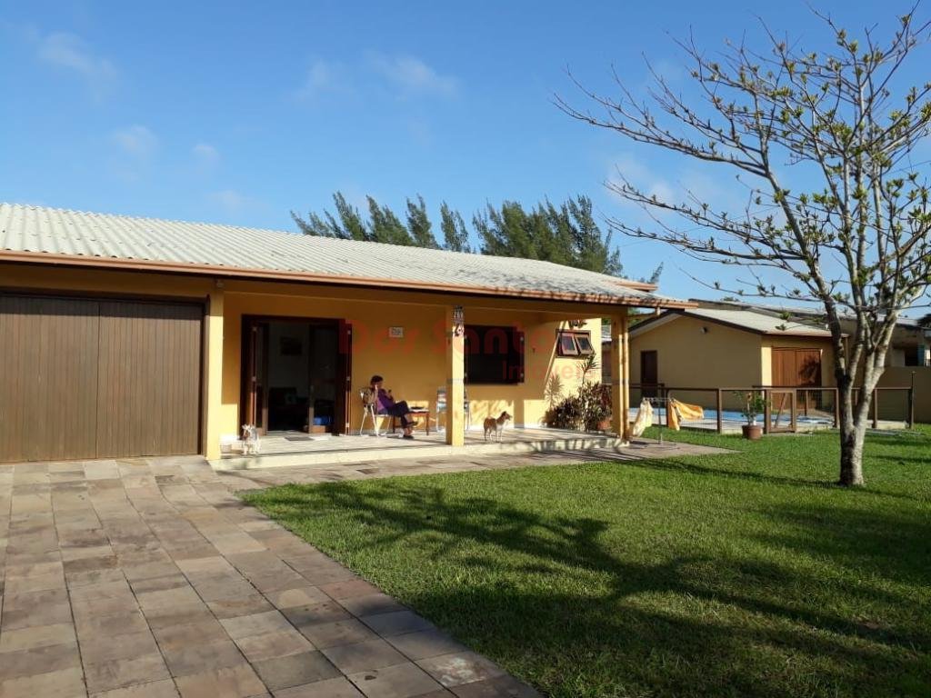 Casa 3 Dormitórios