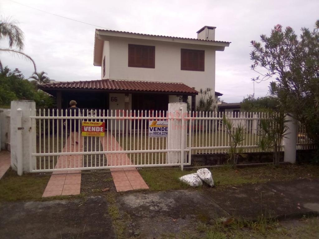 Casa 3 Dormitórios