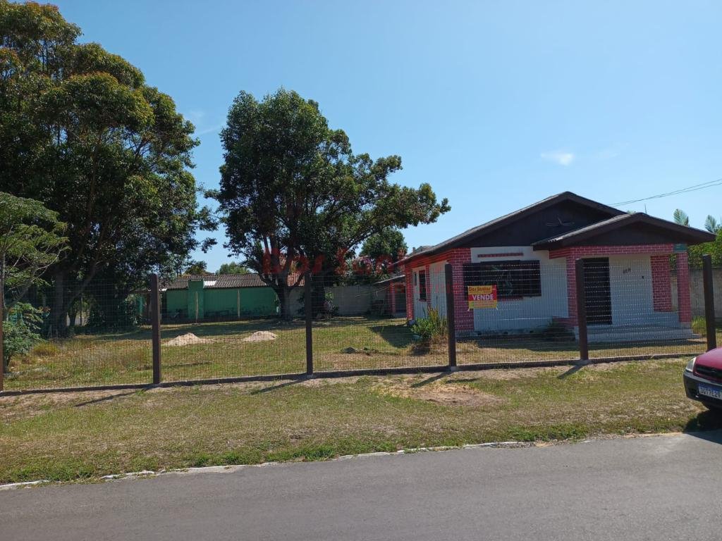 Casa 3 Dormitórios