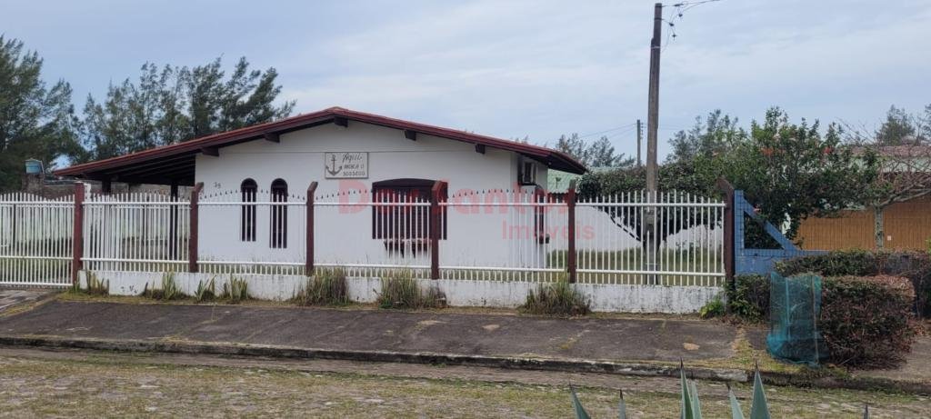 Casa 2 Dormitórios